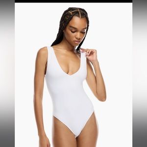 Babton Contour V-Neck Bodysuit